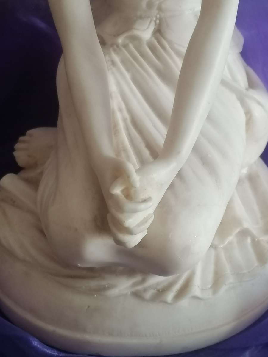 Vintage & original 26 cm high Joan of Arc statue by Le Ron.