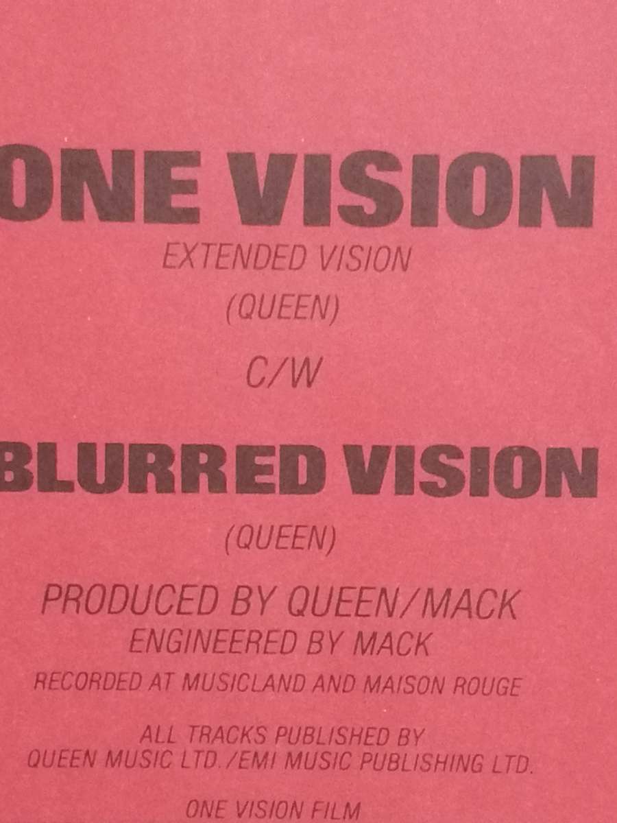 Queen, One Vision, exended vision, vinyl excellent.