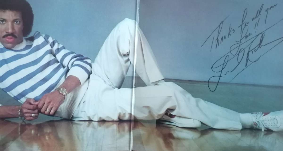 Lionel Richie, vinyl in very good- .