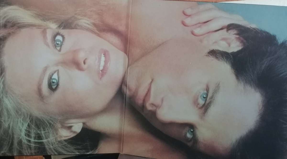 John Travolta & Olivia Newton-John, Two of a Kind, vinyl exellent.