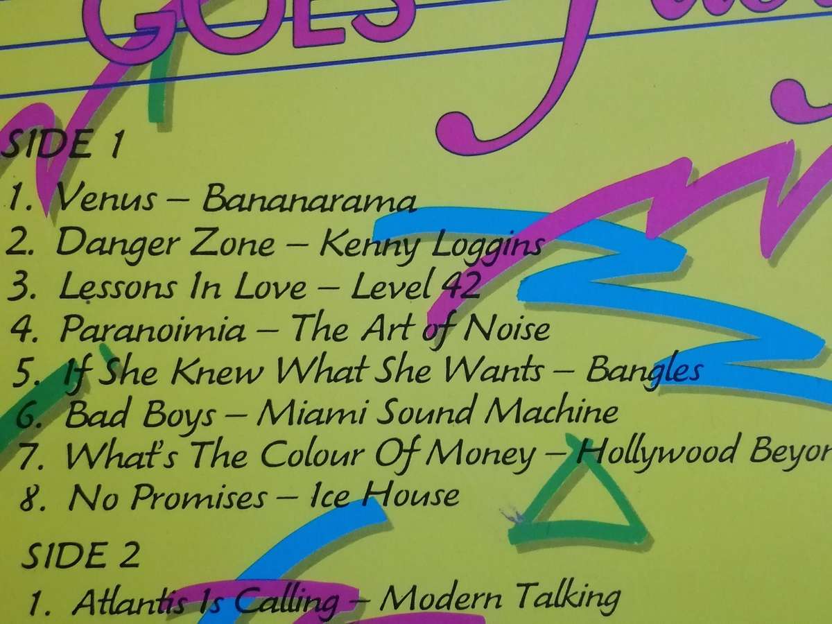 Pop Shop Vol.32, vinyl excellent.