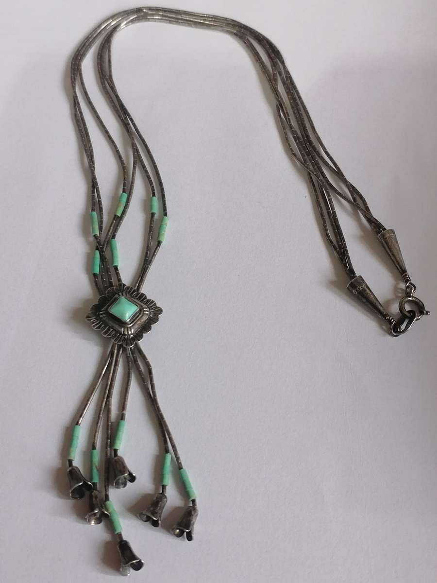 Vintage natural turquoise sterling silver necklace, with tripple snake chain.