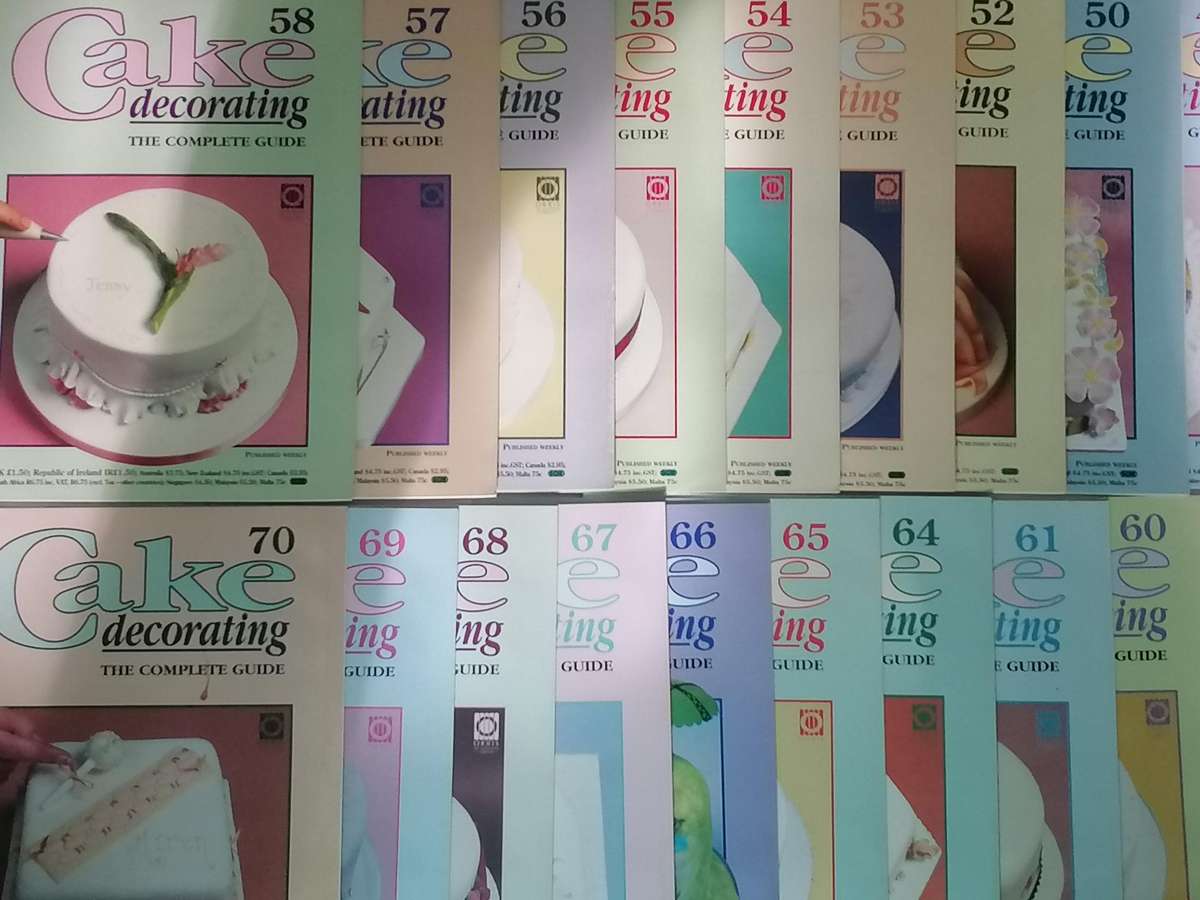 64x Cake decrating issues, The complete Guide, Pages A4, Published England.