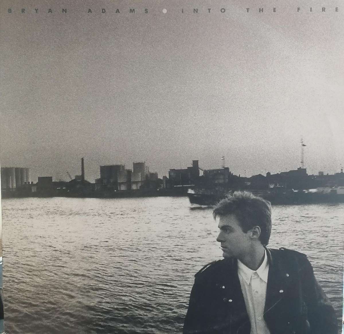 Bryan Adams, Into the Fire vinyl good+.