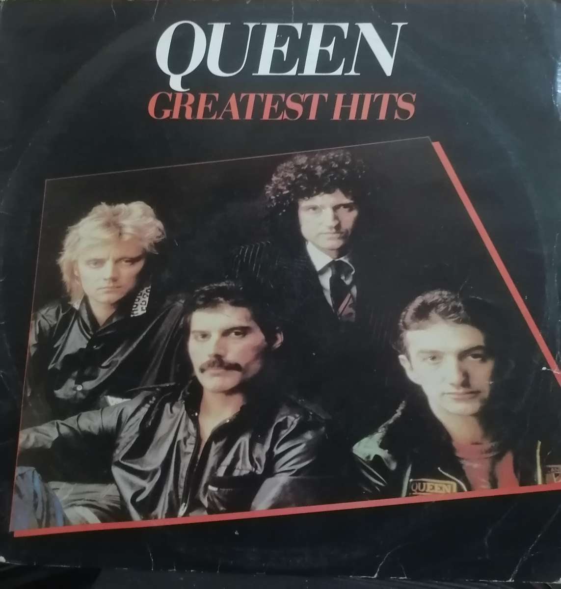 Queen, Greatest Hits, vinyl very good.