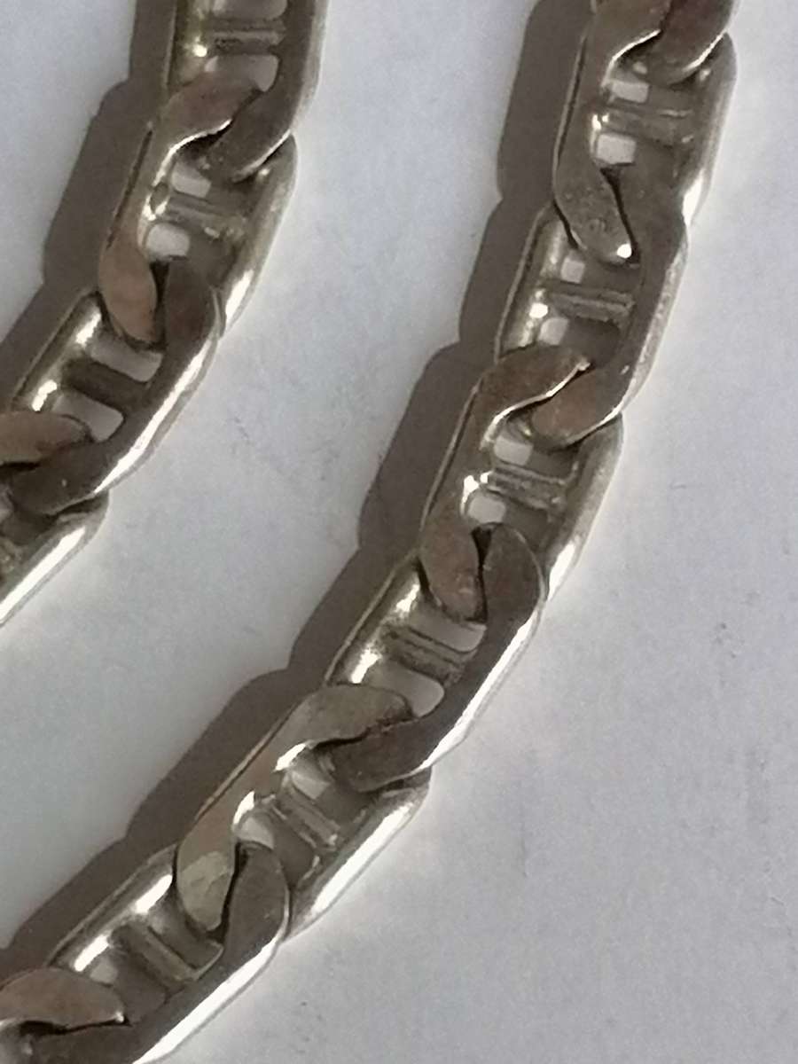 Strong Italian 925. silver link necklace, 4mm wide & 50cm long.