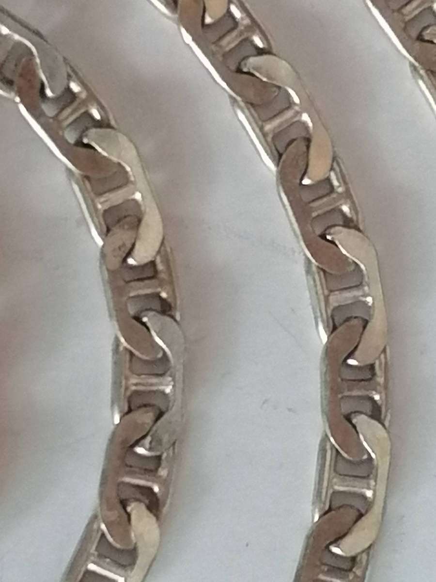 Strong Italian 925. silver link necklace, 4mm wide & 50cm long.