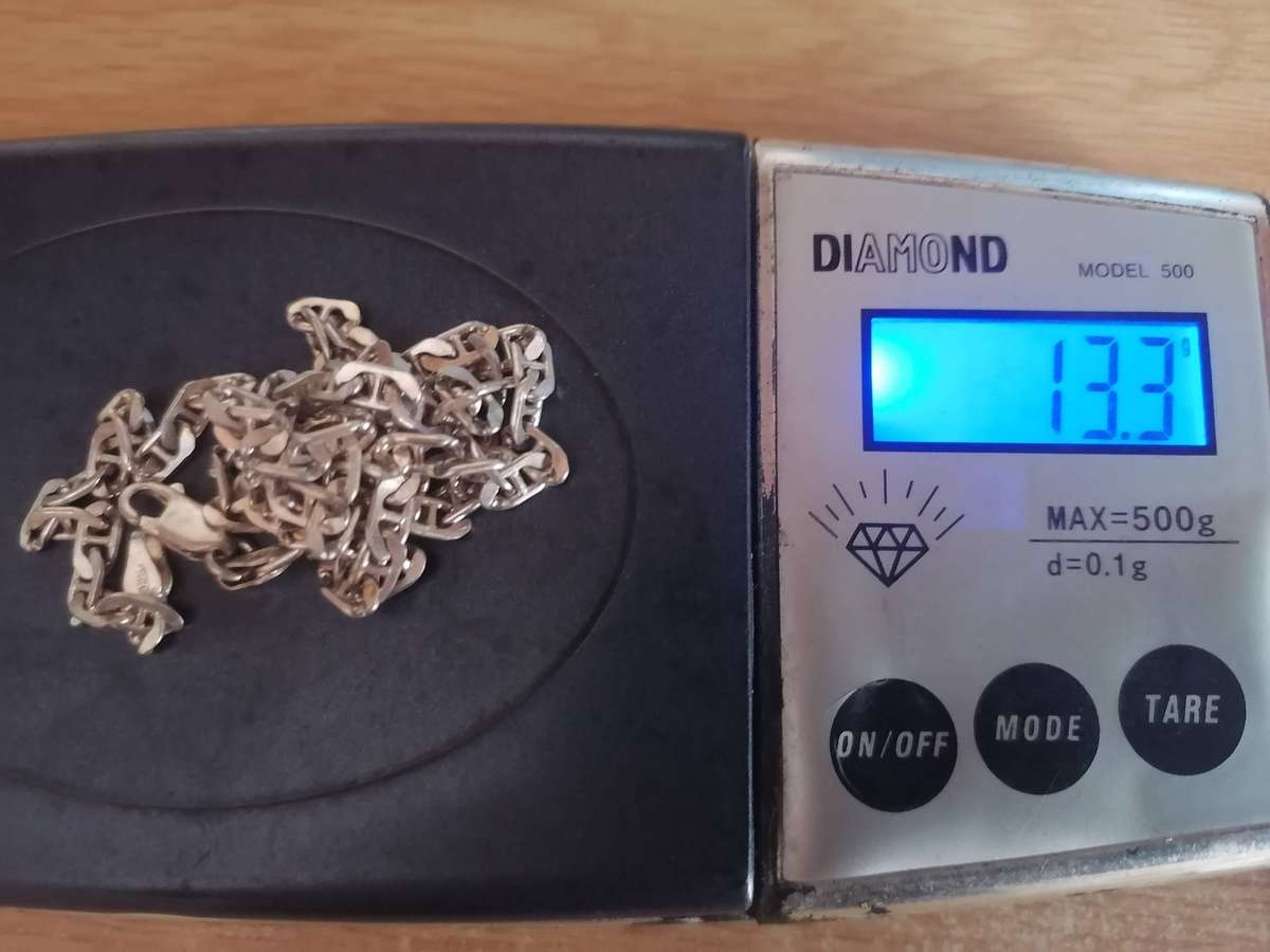 Strong Italian 925. silver link necklace, 4mm wide & 50cm long.