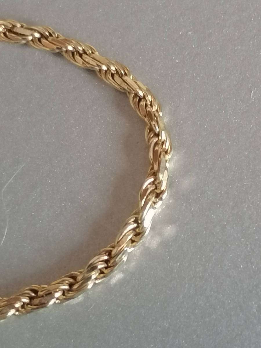 Quality 925. silver Gold plated rope necklace, 2.5mm width & 61cm long.