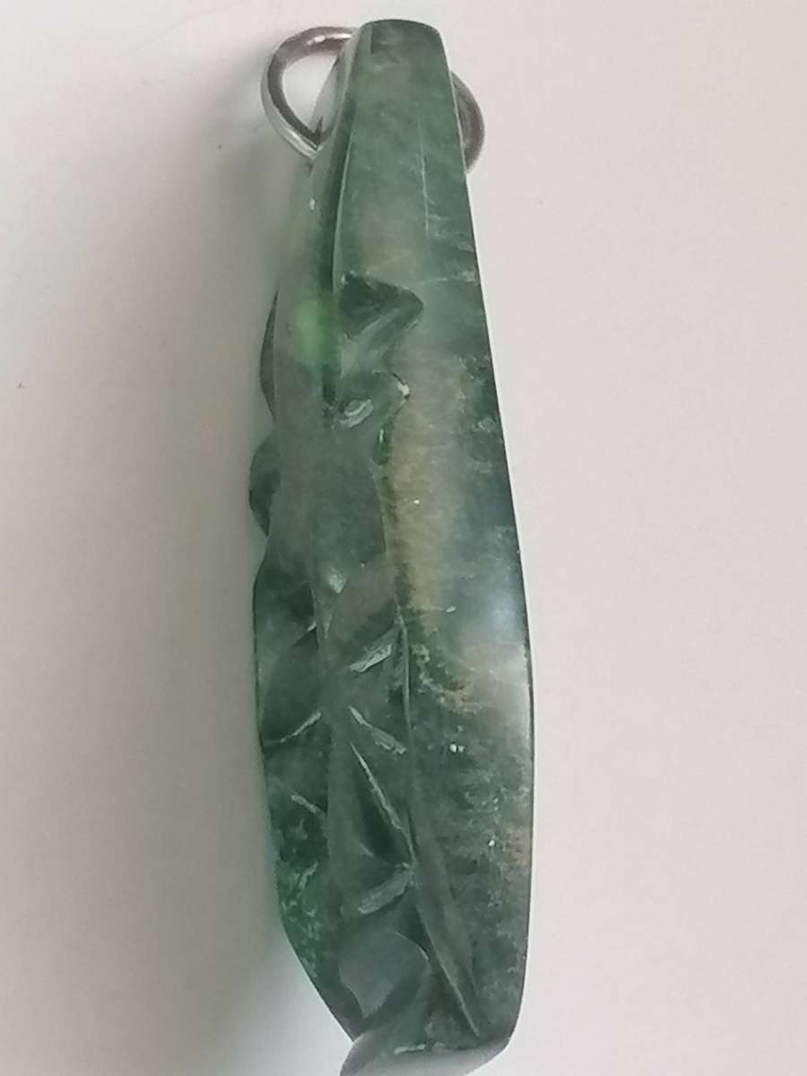 Rare Vinitage Baberton Verdite (Jade) hand carved mask (Silver ring).