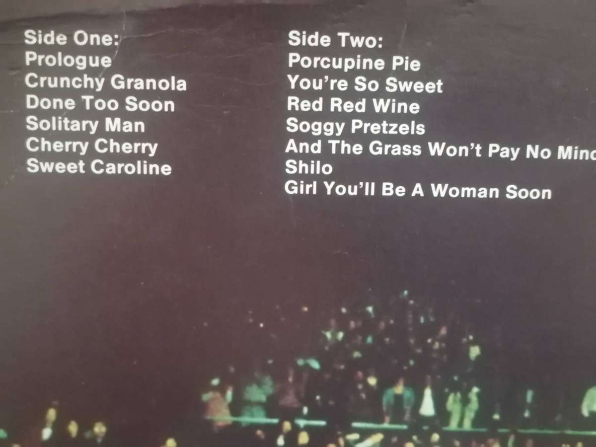 Neil Diamond, Hot August Night, double album, vinyl's very good.