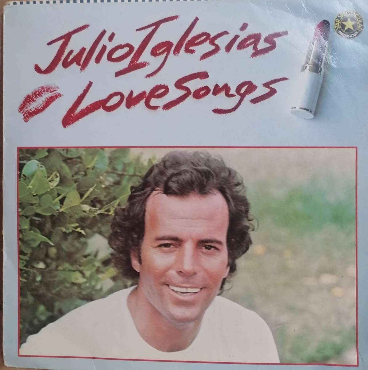 4X Julio Iglesias albums, vinyl's excellent to very good.