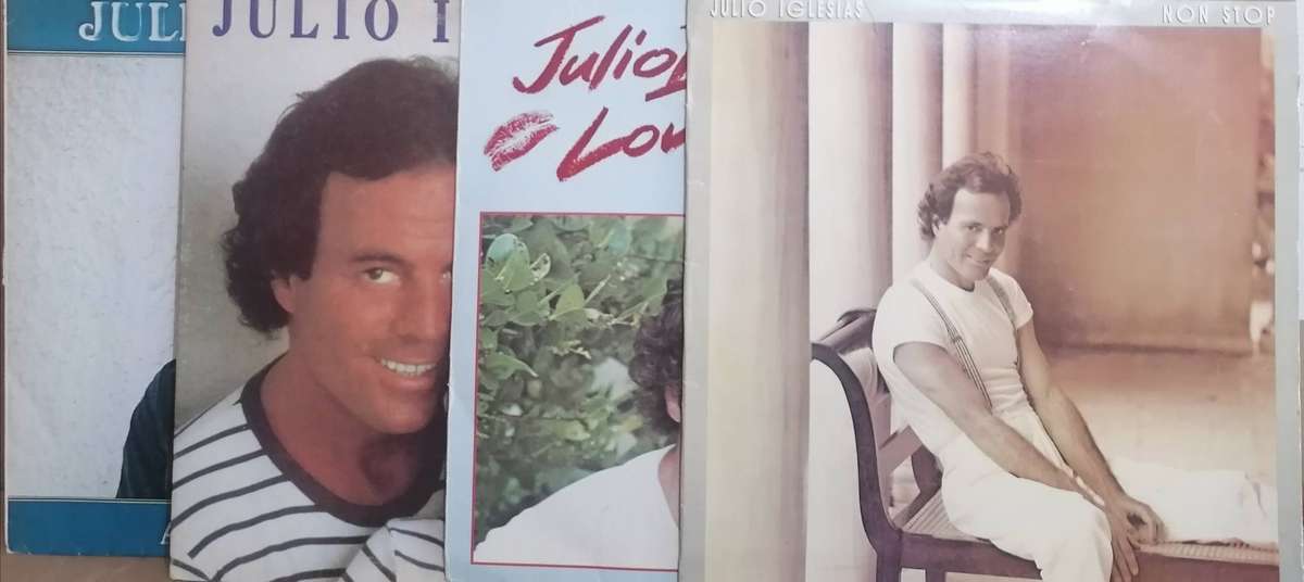 4X Julio Iglesias albums, vinyl's excellent to very good.