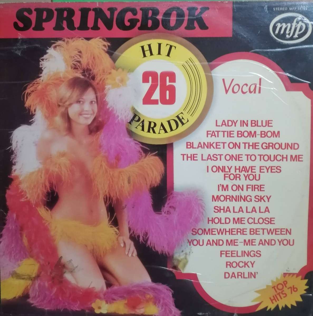 9x Springbok albums, between Vol.20 to 29 (25 not included), vinyl's mostly excellent to very good.