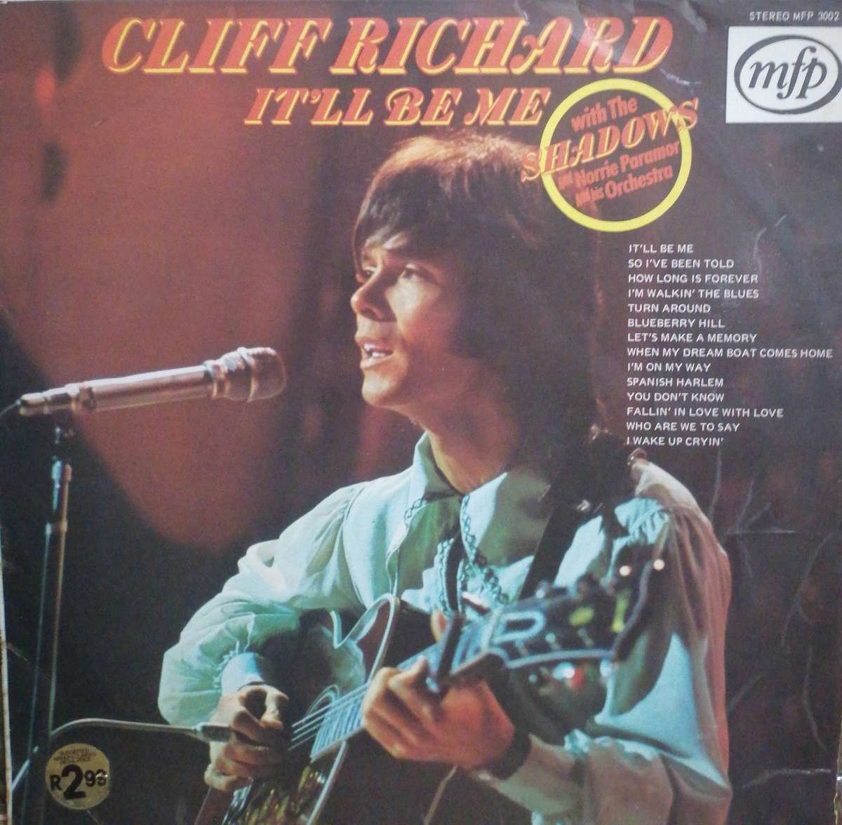 12x Cliff Richard albums, vinyl's very good to good.