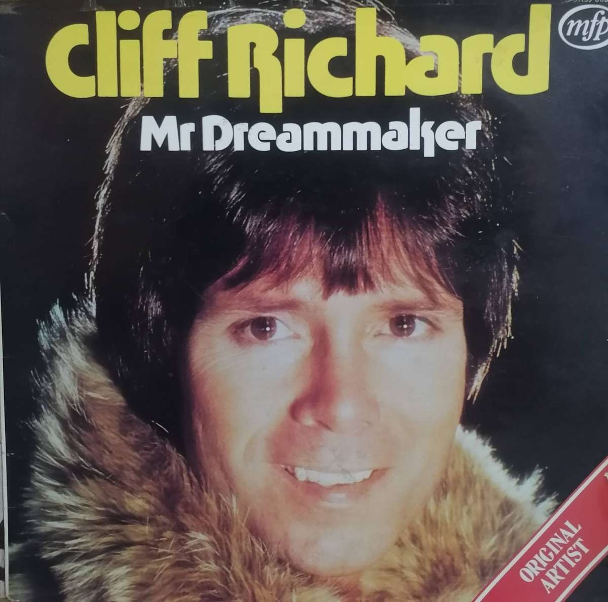 12x Cliff Richard albums, vinyl's very good to good.