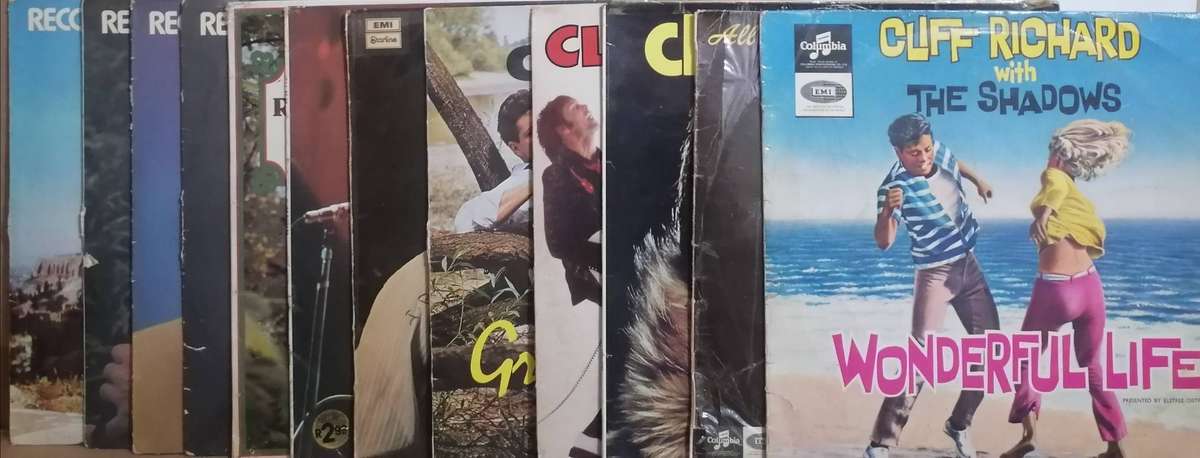 12x Cliff Richard albums, vinyl's very good to good.