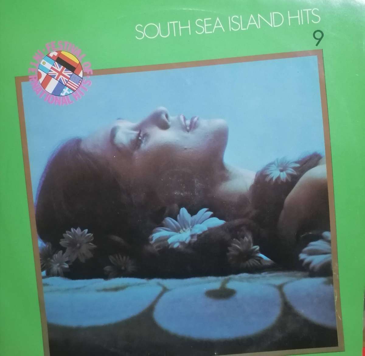 10x Festival of International hits volumes, vinyl's mostly excellent.