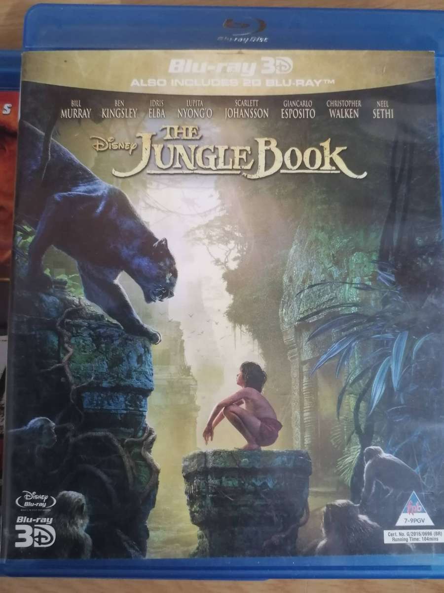 8x original Blu-ray DVD movies, in very good condition.