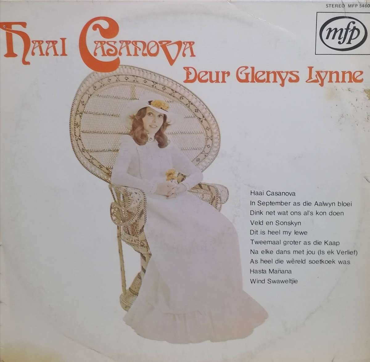 4x Glenys Lynne albums, vinyl's very good.