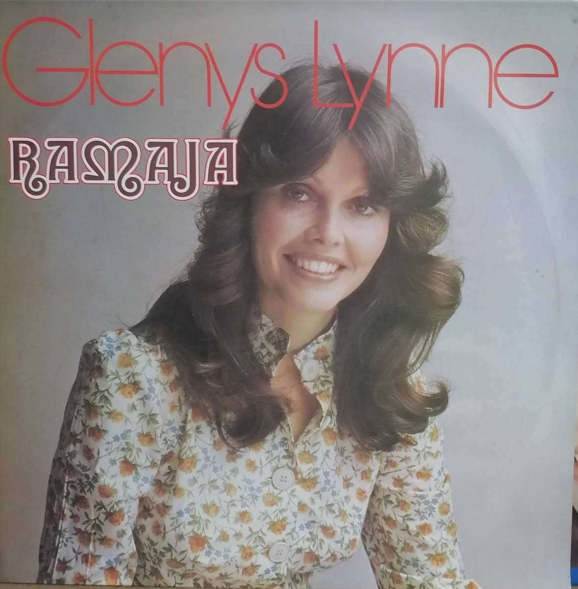 4x Glenys Lynne albums, vinyl's very good.