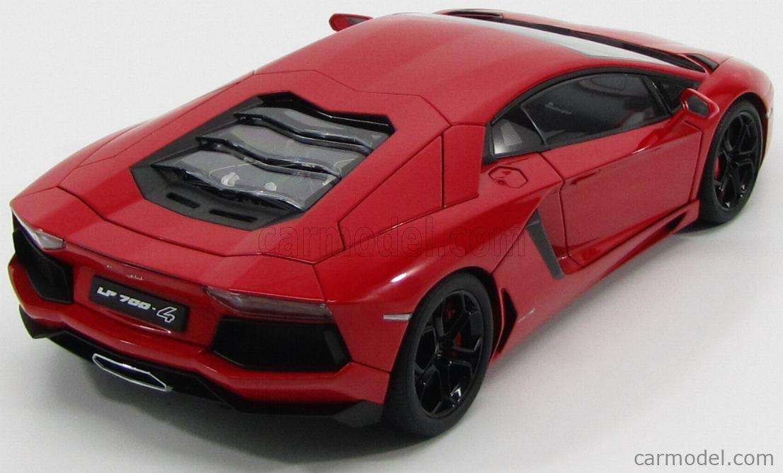 LAMBORGHINI - AVENTADOR LP700-4- AUTOART