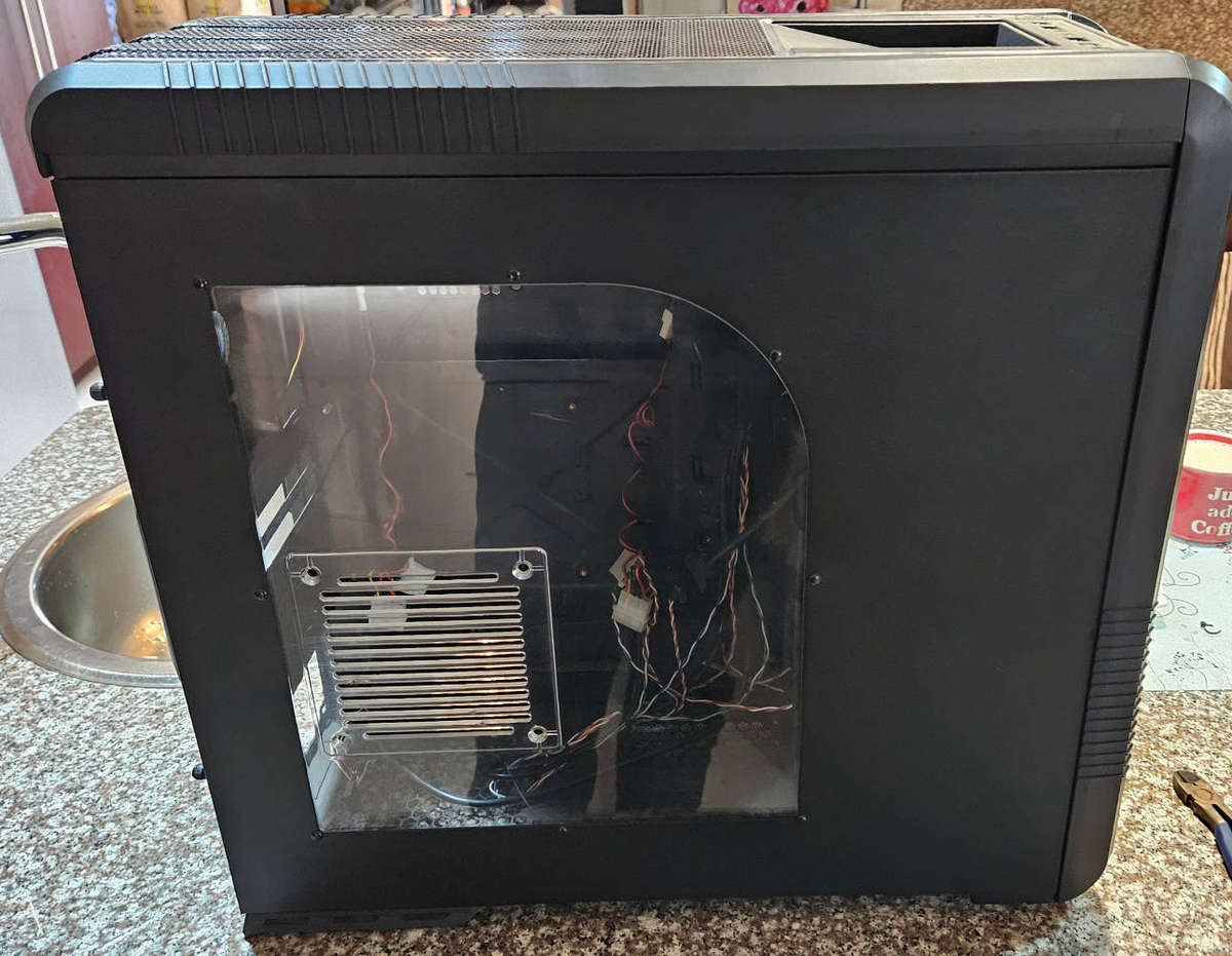 Coolermaster Mid Tower ATX Case