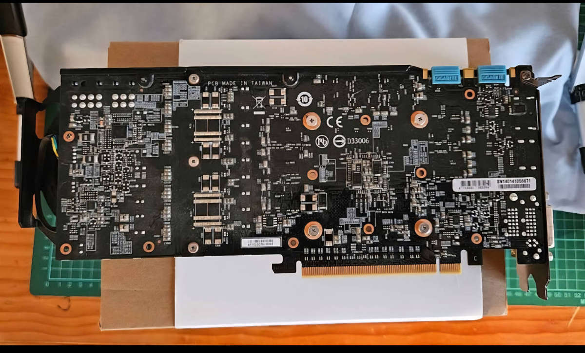 Gigabyte Graphics Card GV-N760OC 2GB