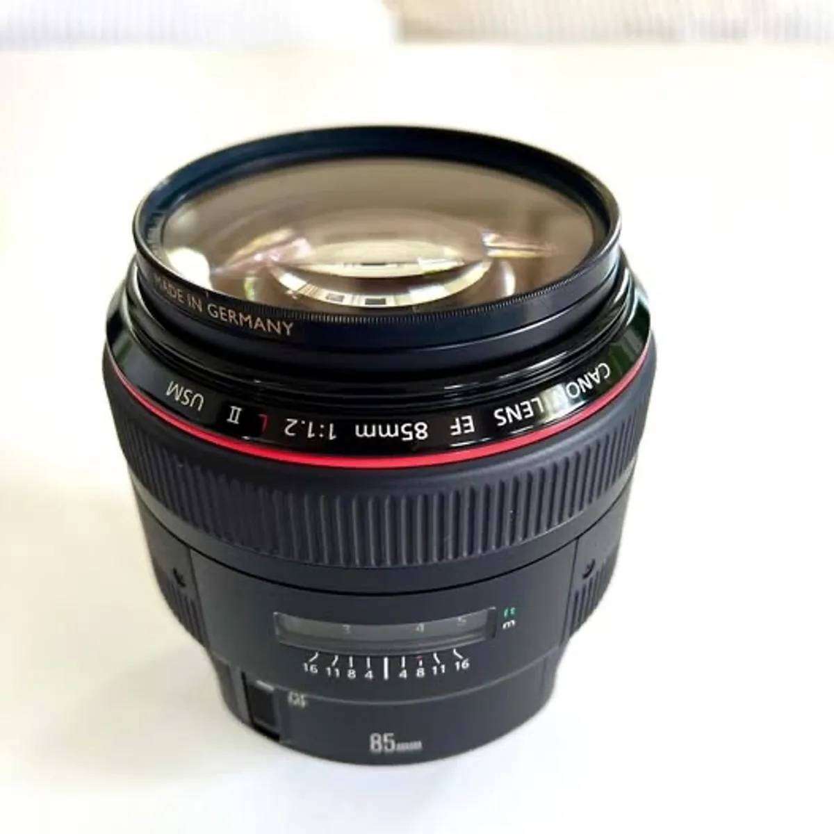 CANON 5D MARK III PORTRAIT BUNDLE - IMMACULATE CONDITION