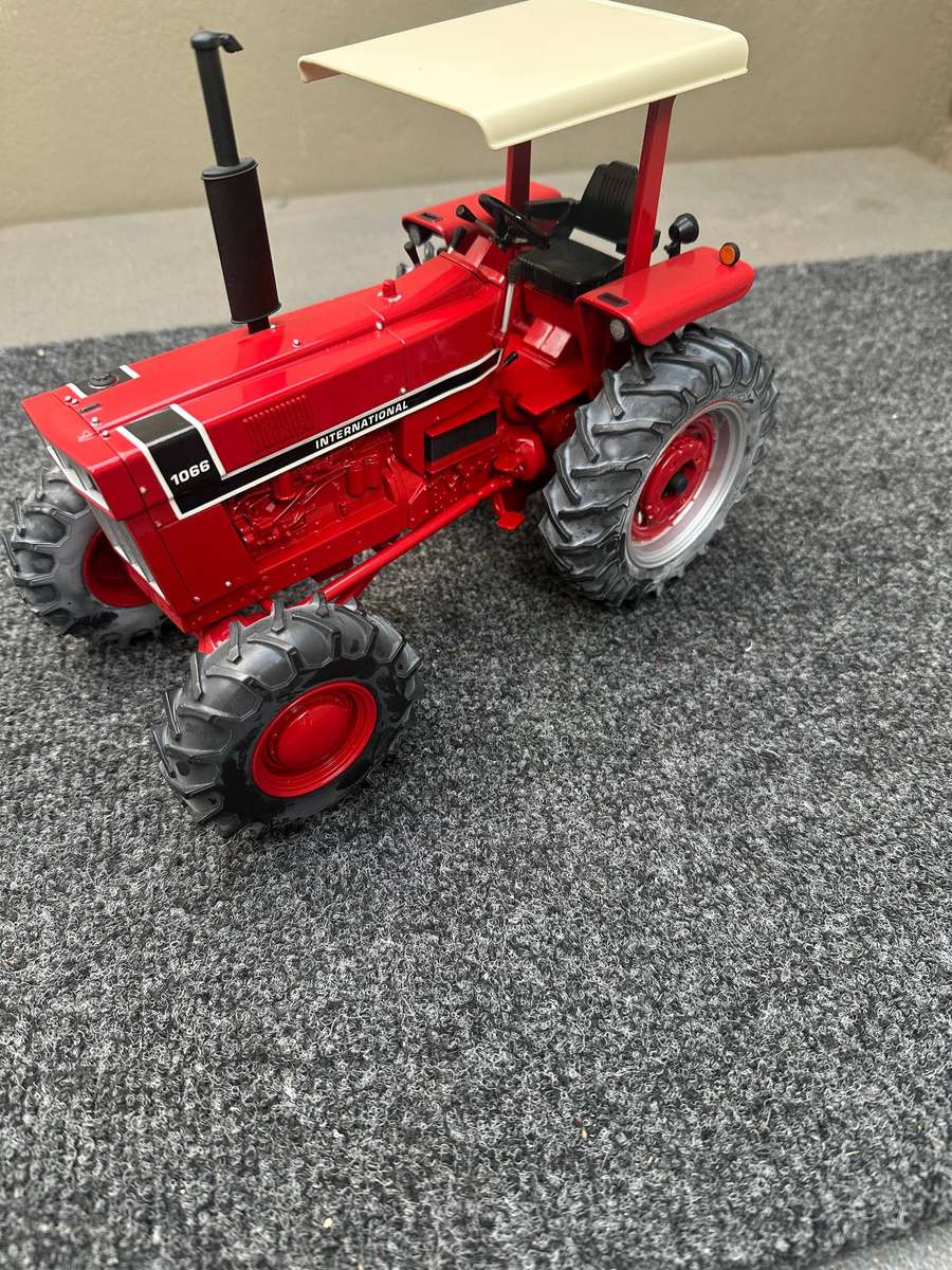 DINKY TOYS