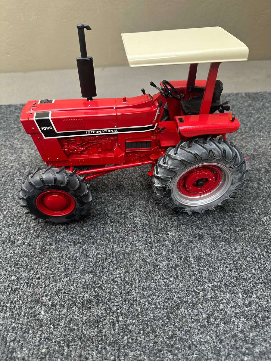 DINKY TOYS