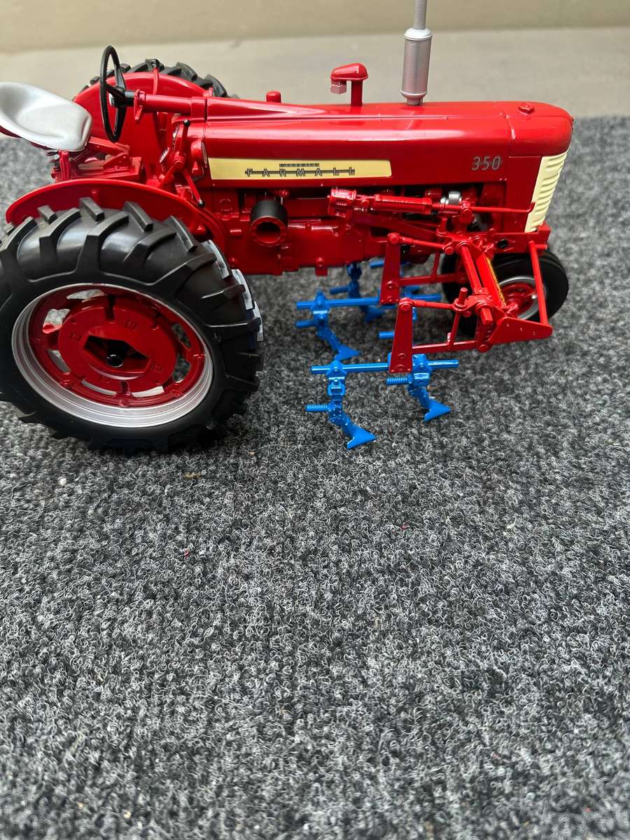 DINKY TOYS