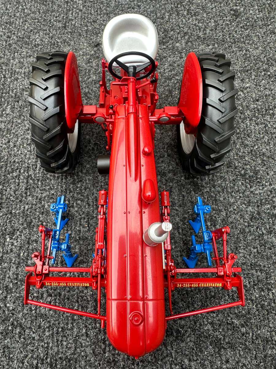 DINKY TOYS