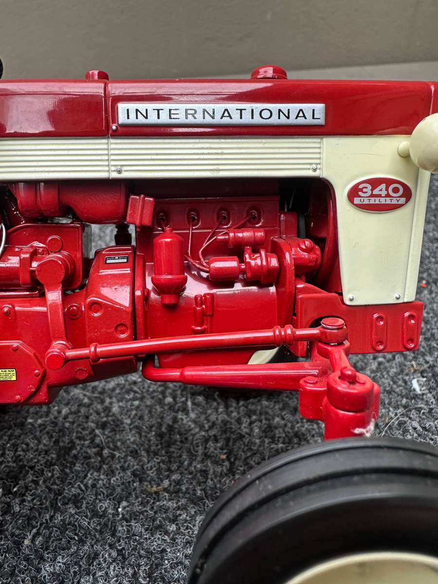 DINKY TOYS