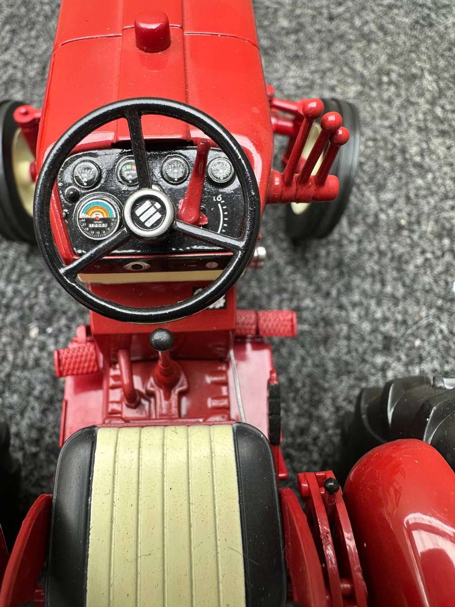 DINKY TOYS