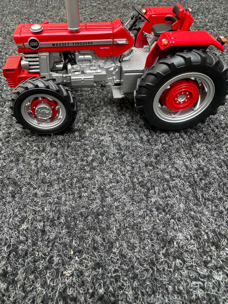 DINKY TOYS