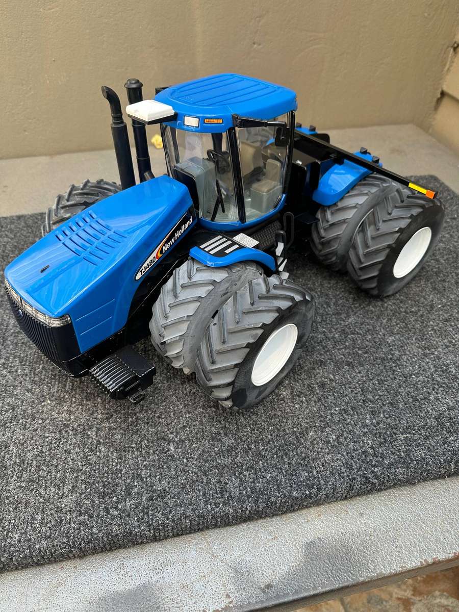 DINKY TOYS