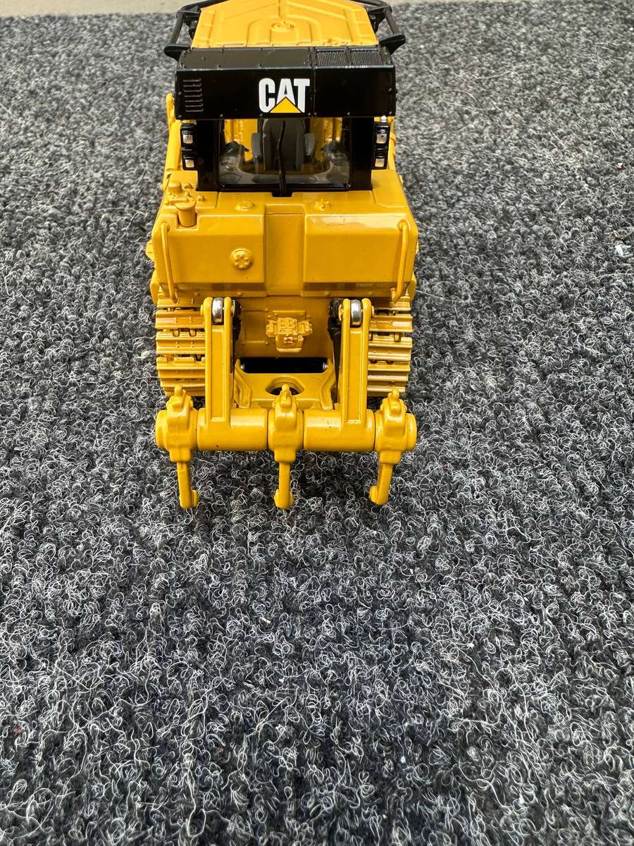 DINKY TOYS