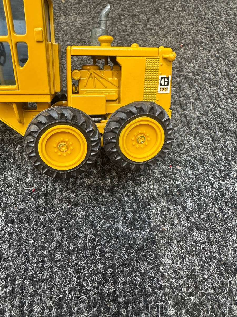 DINKY TOYS