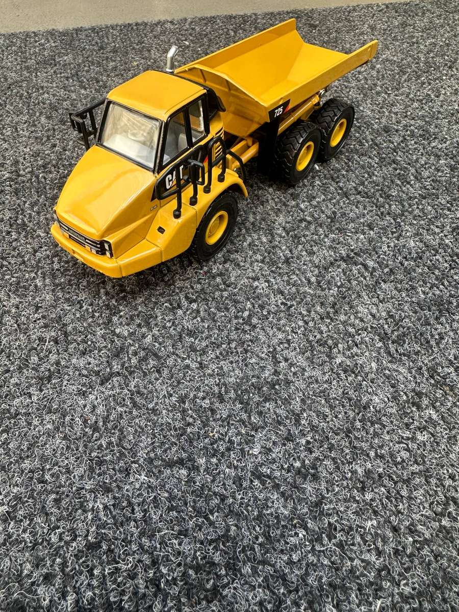 DINKY TOYS