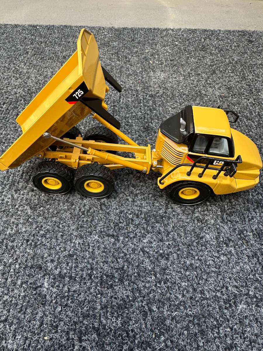 DINKY TOYS