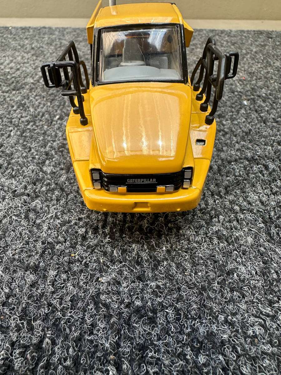 DINKY TOYS