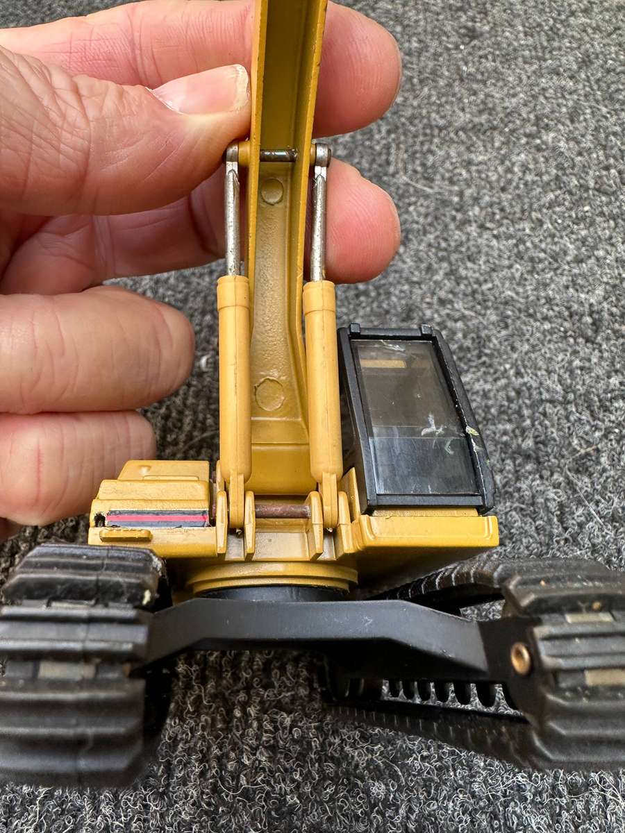 DINKY TOYS