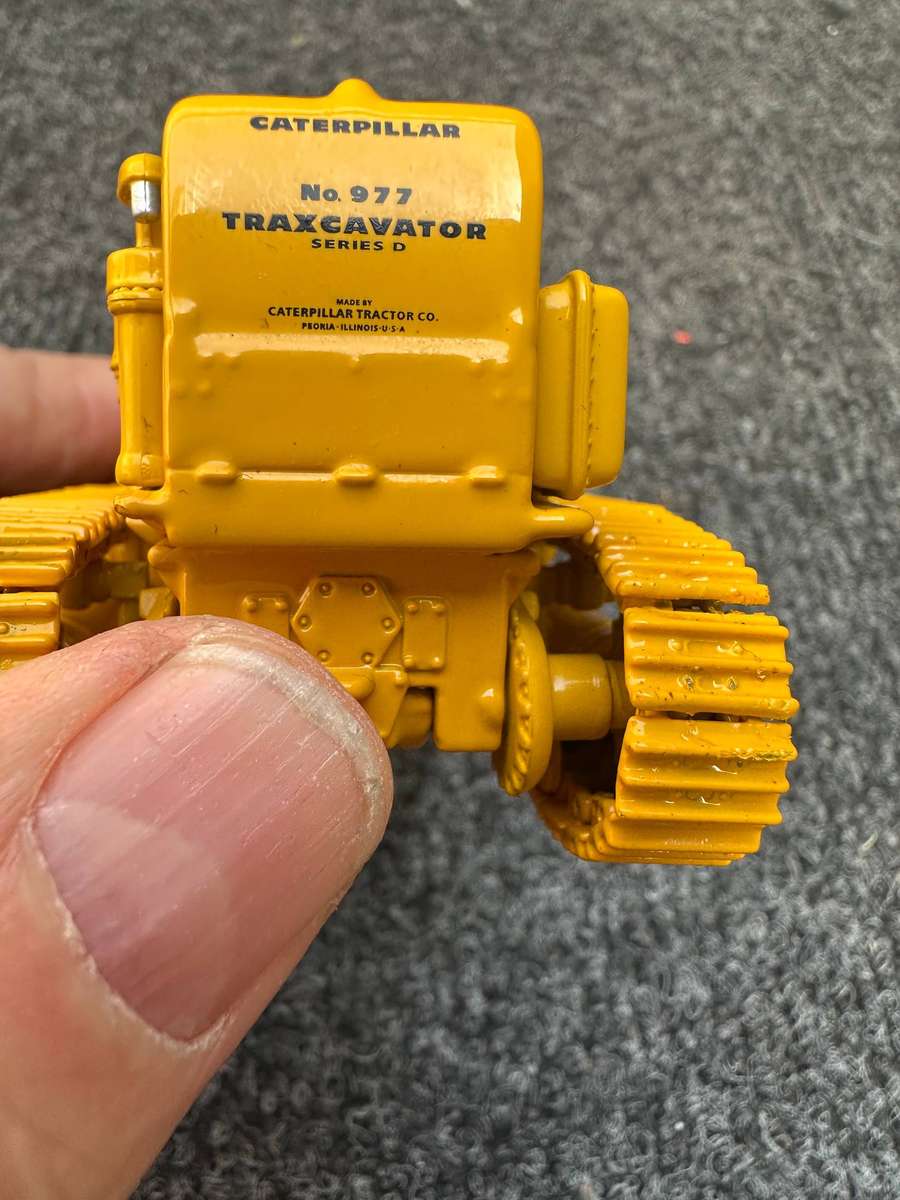 DINKY TOYS