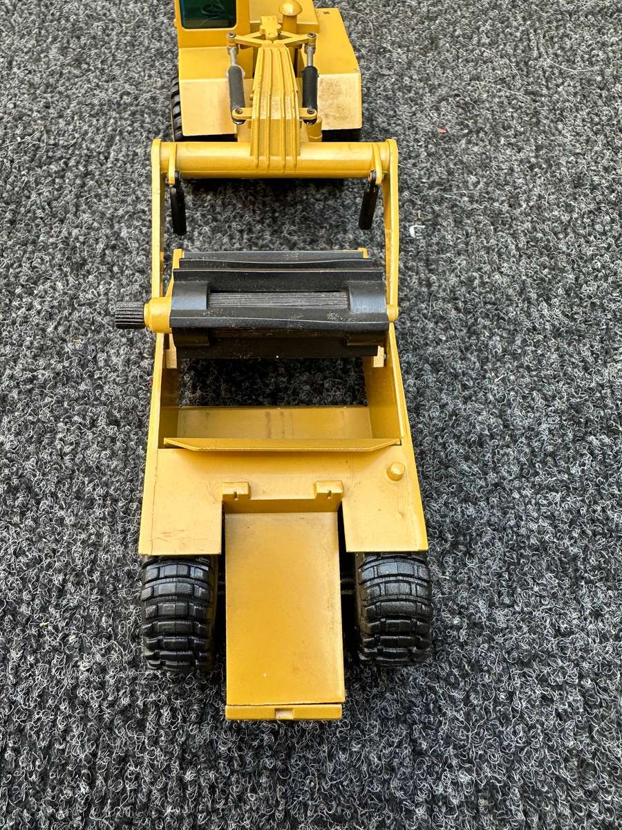 DINKY TOYS