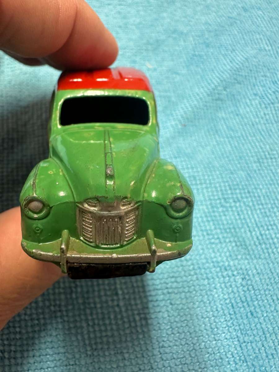 DINKY TOYS