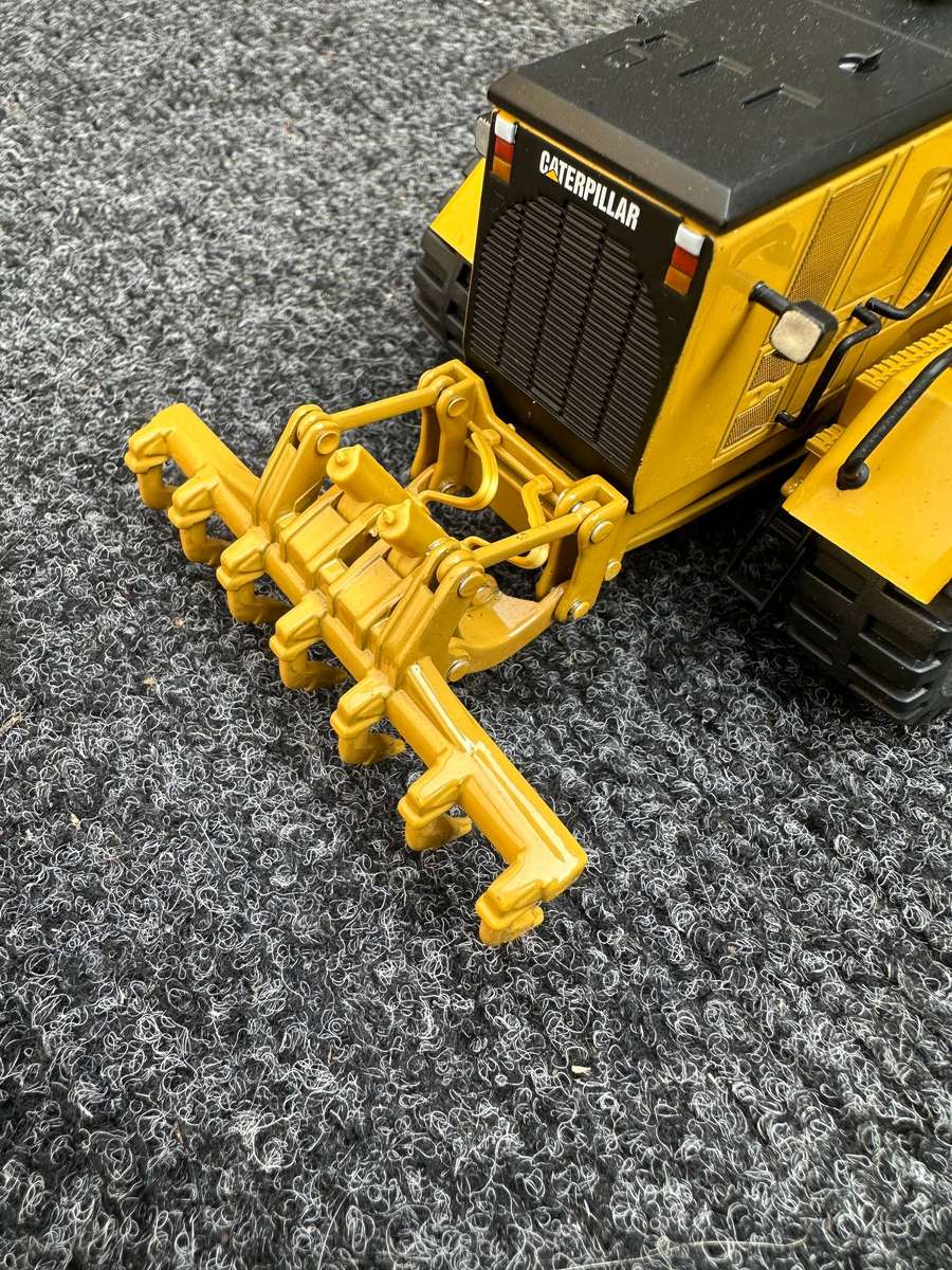 DINKY TOYS