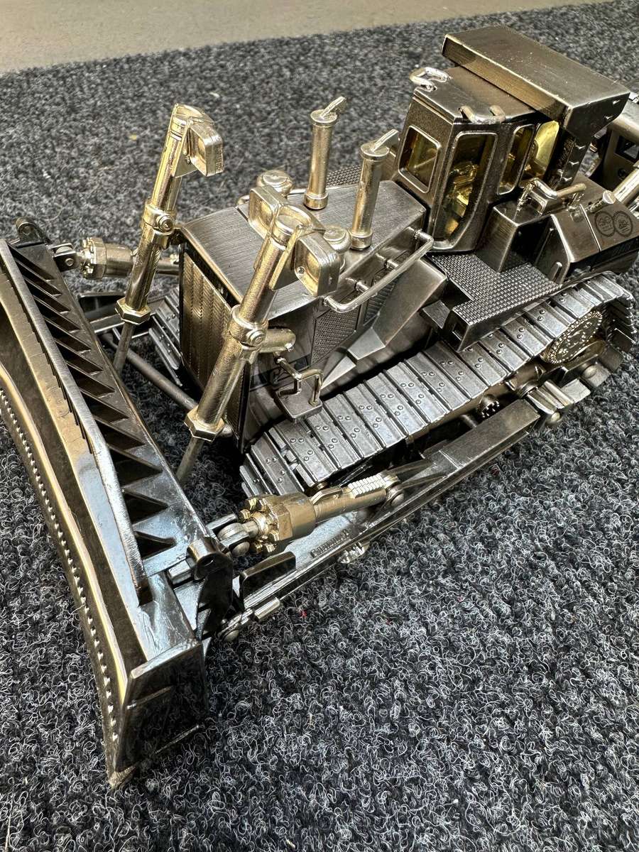 DINKY TOYS