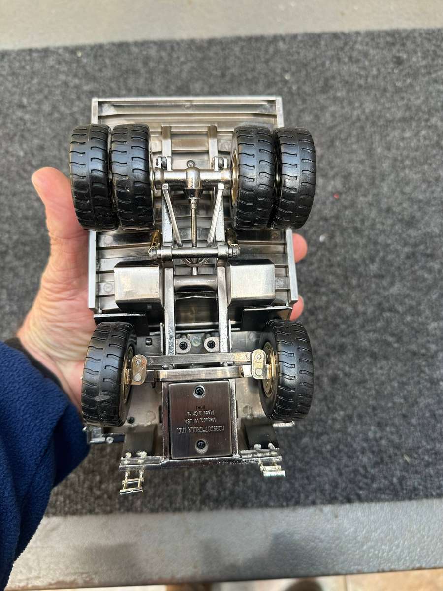 TRACTOR ( CATERPILLAR )