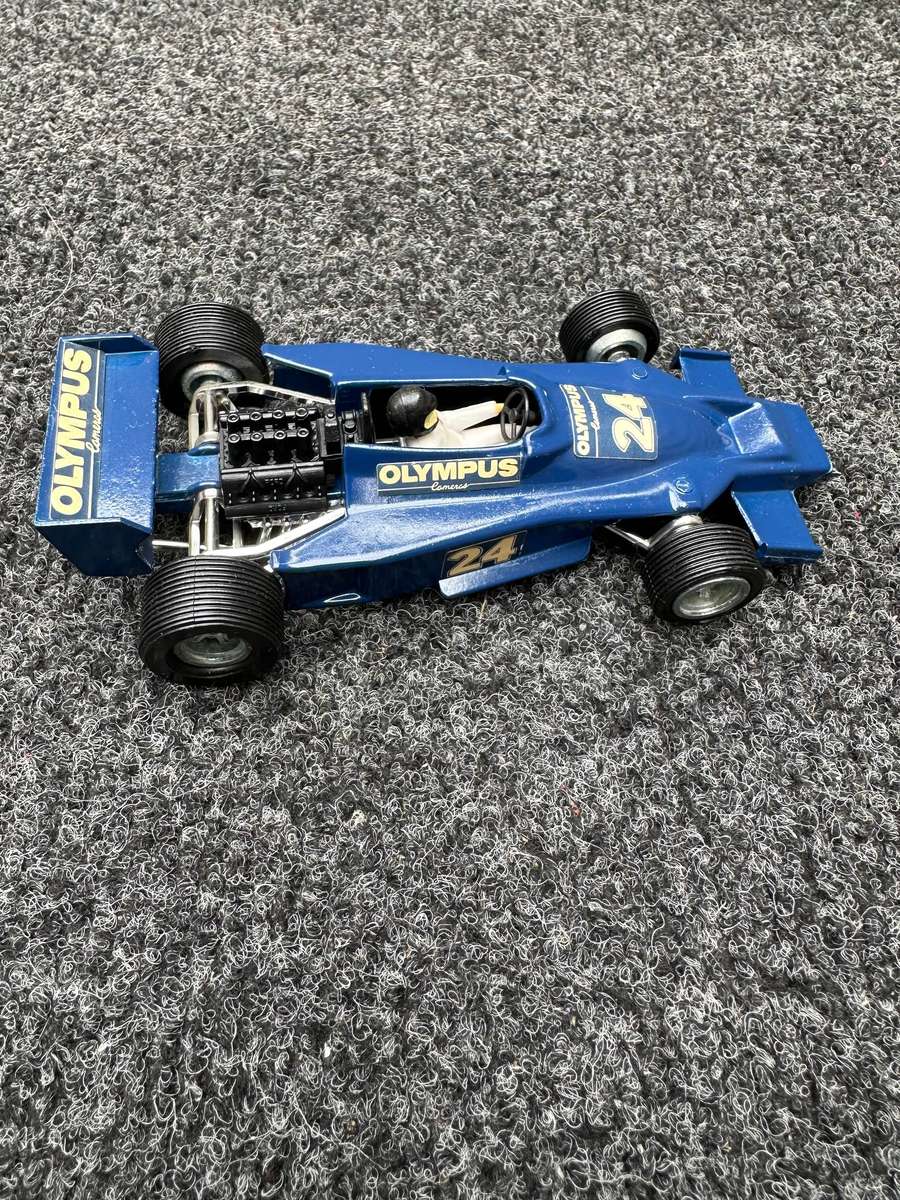 DINKY TOYS